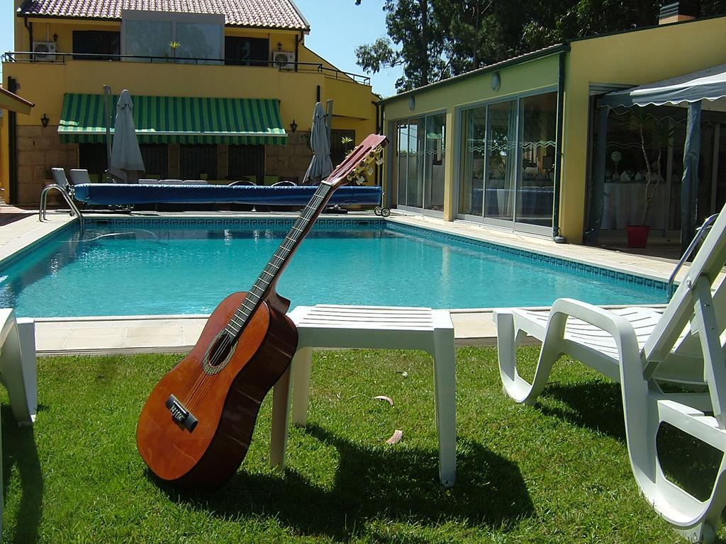 Guesthouse Pool & Sea Espinho Oporto Quarto foto