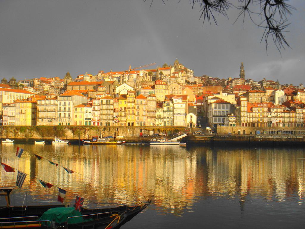 Guesthouse Pool & Sea Espinho Oporto Quarto foto